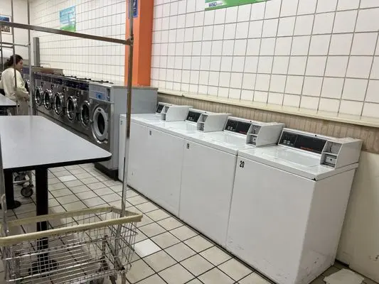 laundromat image